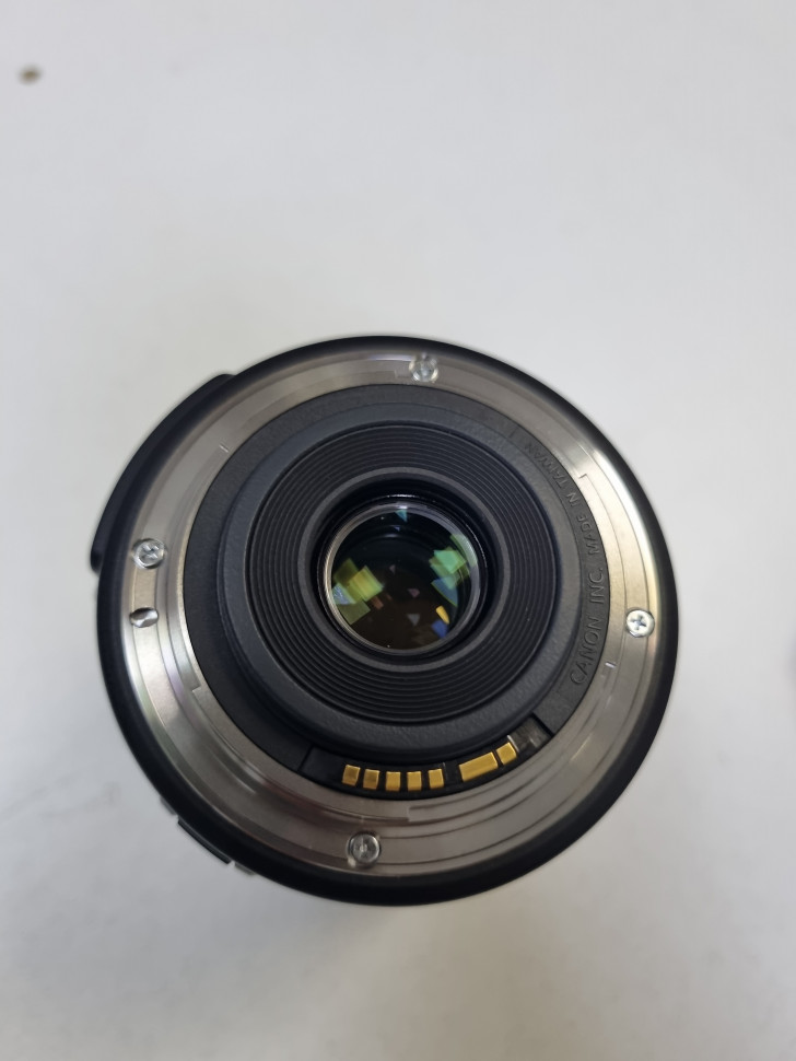 Canon EF-S 18-135mm f/3.5-5.6 IS STM