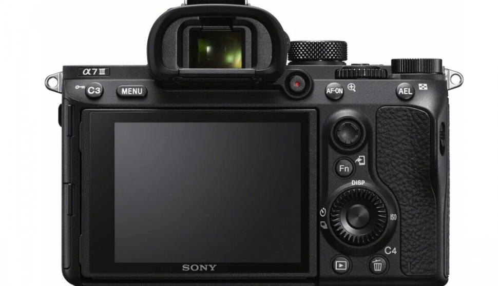 фотоаппарат Sony альфа-7III