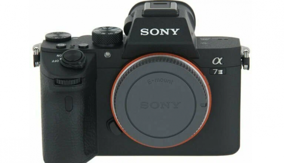 фотоаппарат Sony альфа-7III